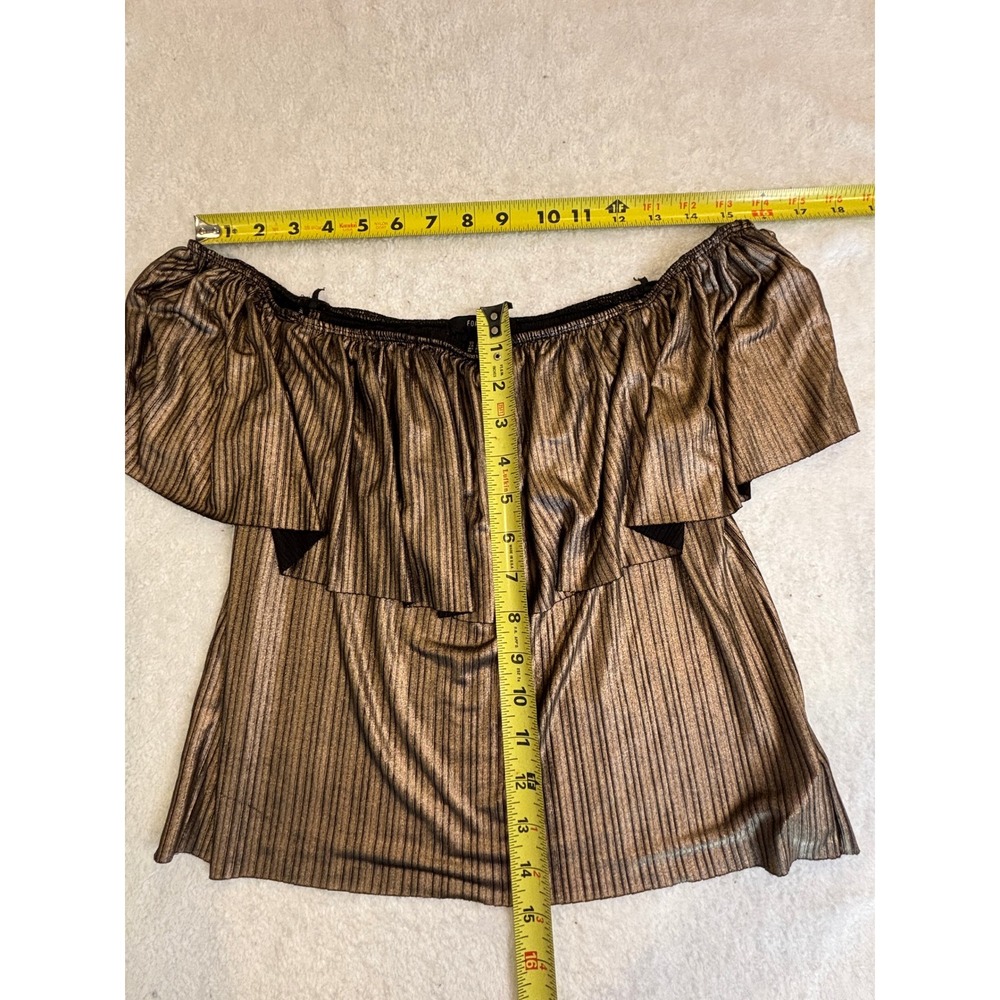 Forever 21 Bronze‎ Metallic Pleated Off The Shoulder Ruffle Top Womens Medium - Picture 4 of 4